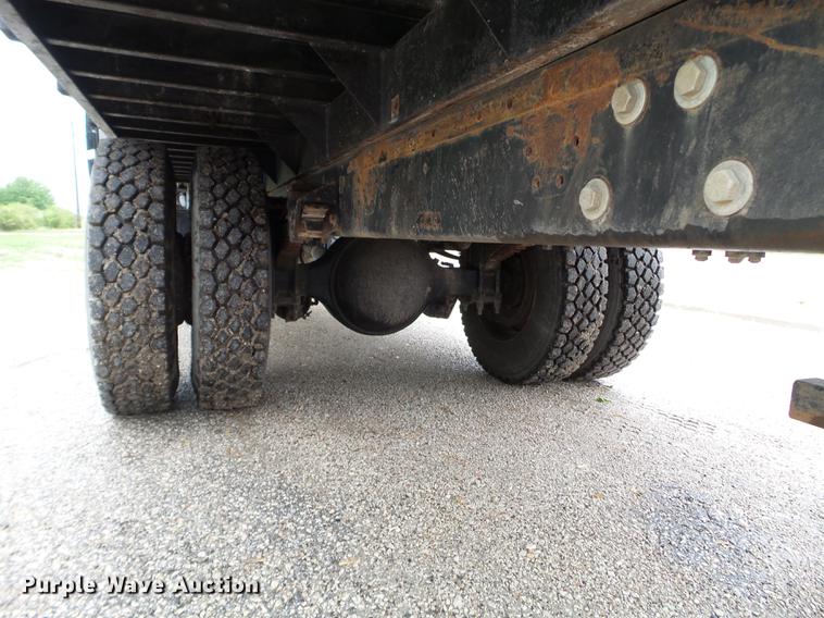 image for item DC4575 1999 Sterling L8500 flatbed truck