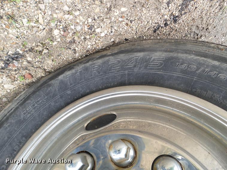 image for item DC4575 1999 Sterling L8500 flatbed truck