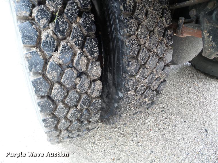 image for item DC4575 1999 Sterling L8500 flatbed truck