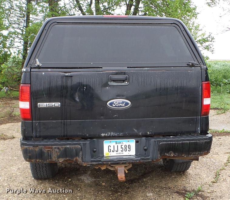 image for item DC4576 2004 Ford F150 SuperCrew pickup truck