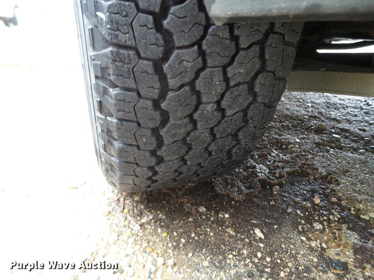 image for item DC4576 2004 Ford F150 SuperCrew pickup truck