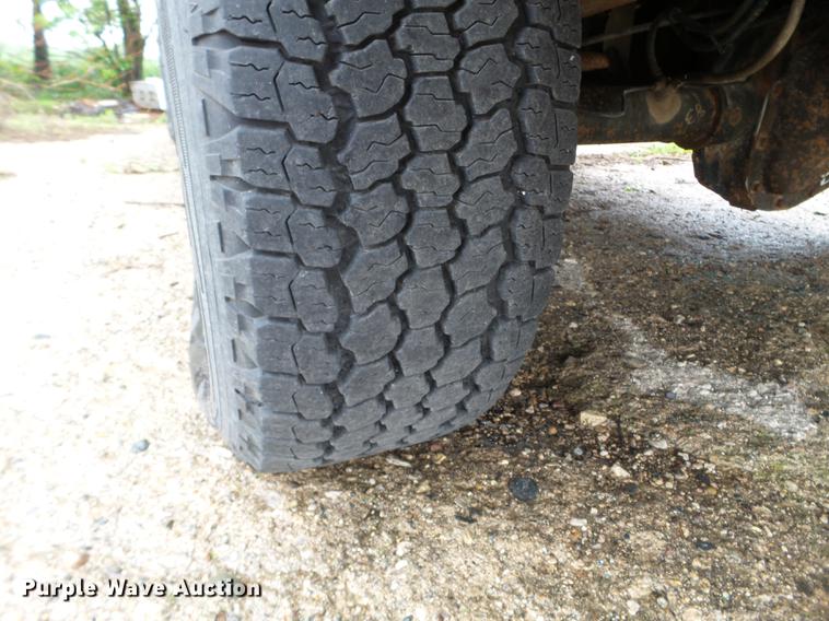 image for item DC4576 2004 Ford F150 SuperCrew pickup truck