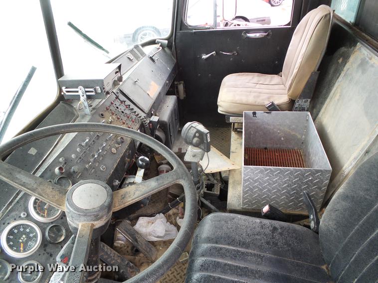 image for item DC5174 1981 Oshkosh A-1844-1 ladder fire truck