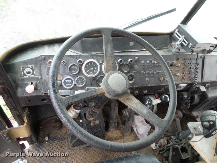 image for item DC5174 1981 Oshkosh A-1844-1 ladder fire truck