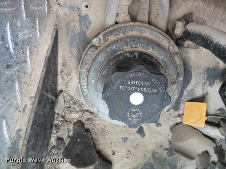 image for item DC5174 1981 Oshkosh A-1844-1 ladder fire truck