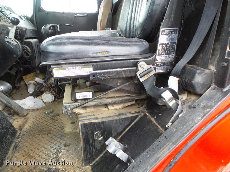 image for item DC5174 1981 Oshkosh A-1844-1 ladder fire truck