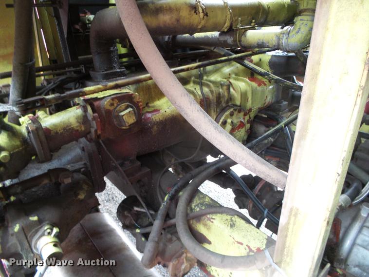 image for item DC5174 1981 Oshkosh A-1844-1 ladder fire truck