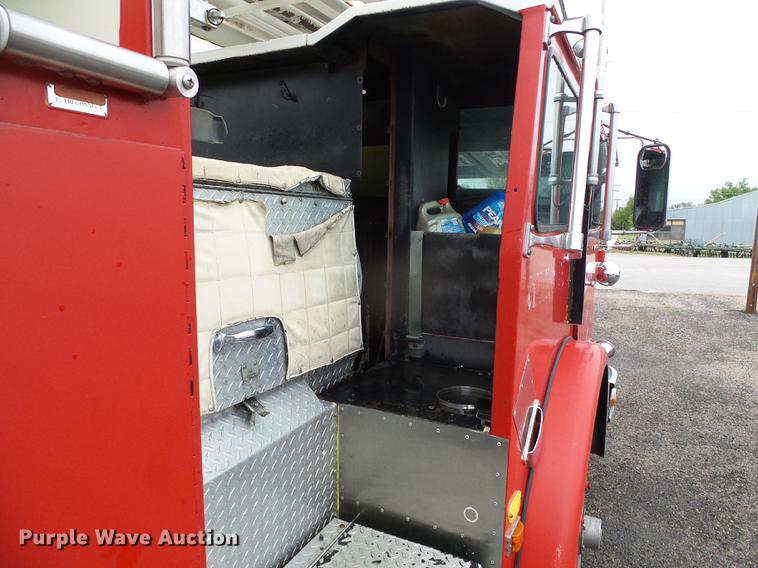 image for item DC5174 1981 Oshkosh A-1844-1 ladder fire truck