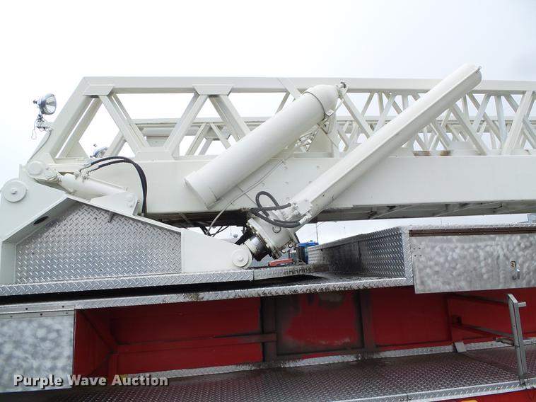 image for item DC5174 1981 Oshkosh A-1844-1 ladder fire truck