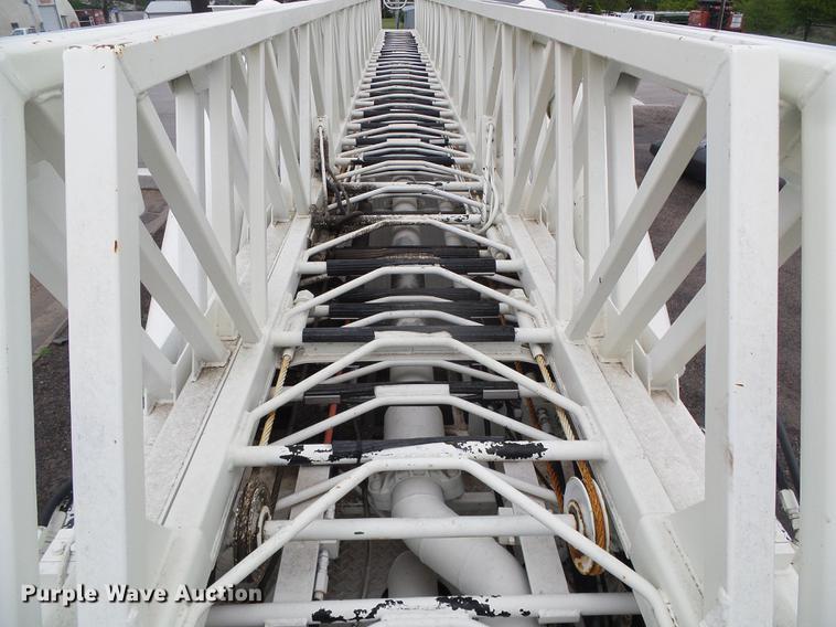 image for item DC5174 1981 Oshkosh A-1844-1 ladder fire truck