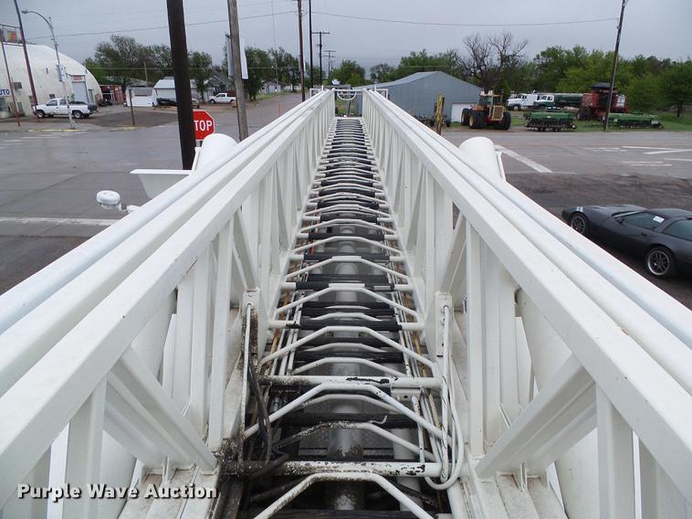 image for item DC5174 1981 Oshkosh A-1844-1 ladder fire truck