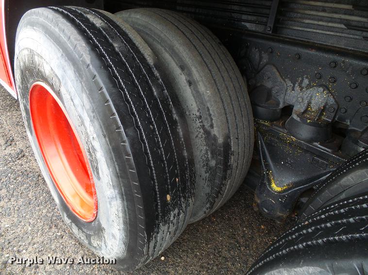 image for item DC5174 1981 Oshkosh A-1844-1 ladder fire truck