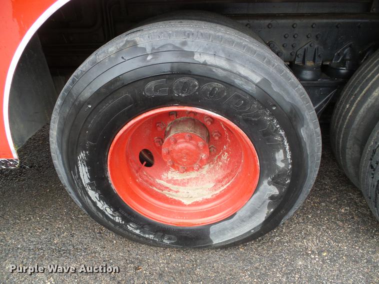 image for item DC5174 1981 Oshkosh A-1844-1 ladder fire truck