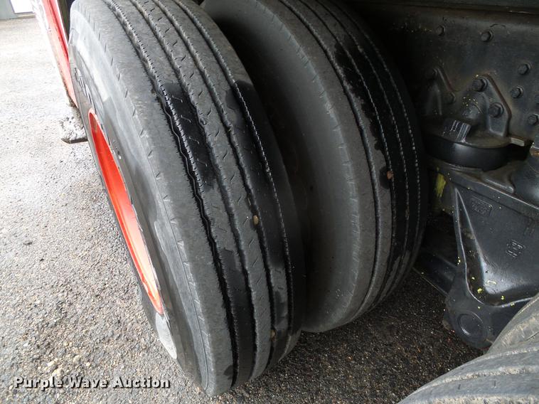 image for item DC5174 1981 Oshkosh A-1844-1 ladder fire truck