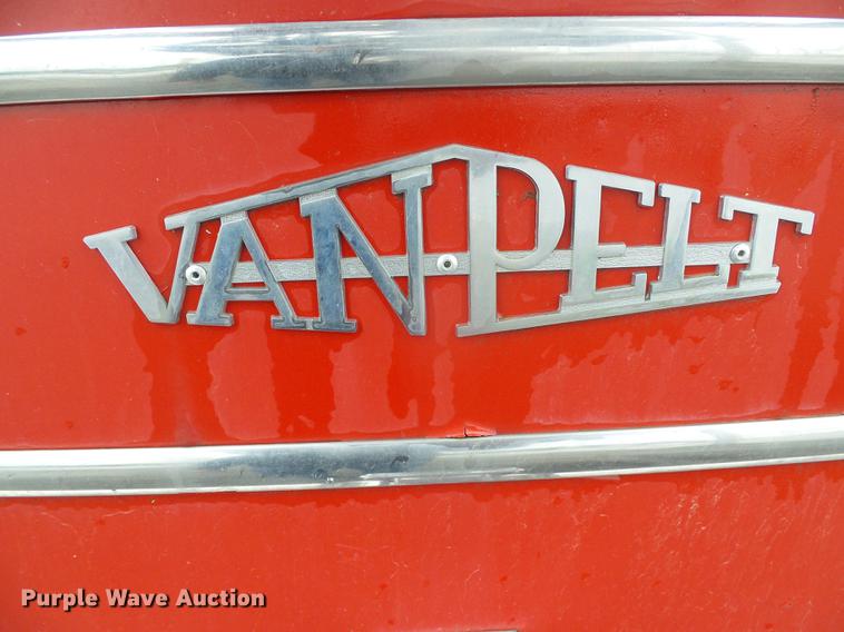 image for item DC5174 1981 Oshkosh A-1844-1 ladder fire truck