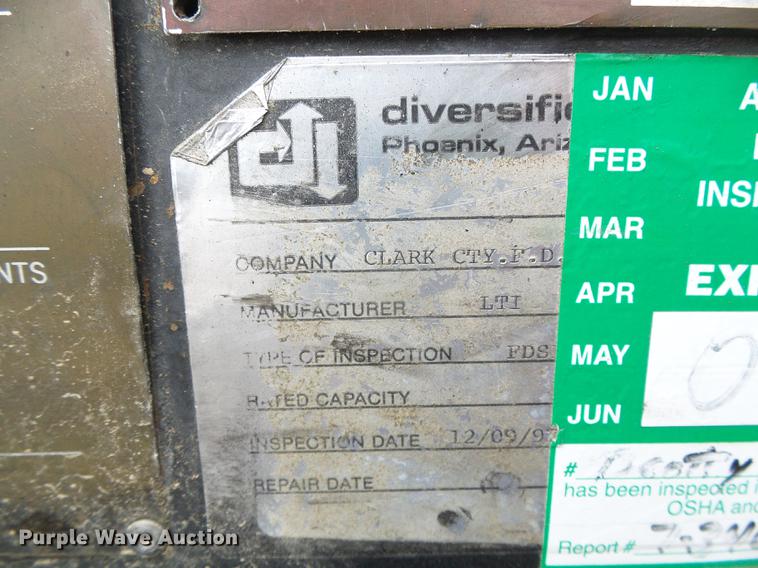 image for item DC5174 1981 Oshkosh A-1844-1 ladder fire truck