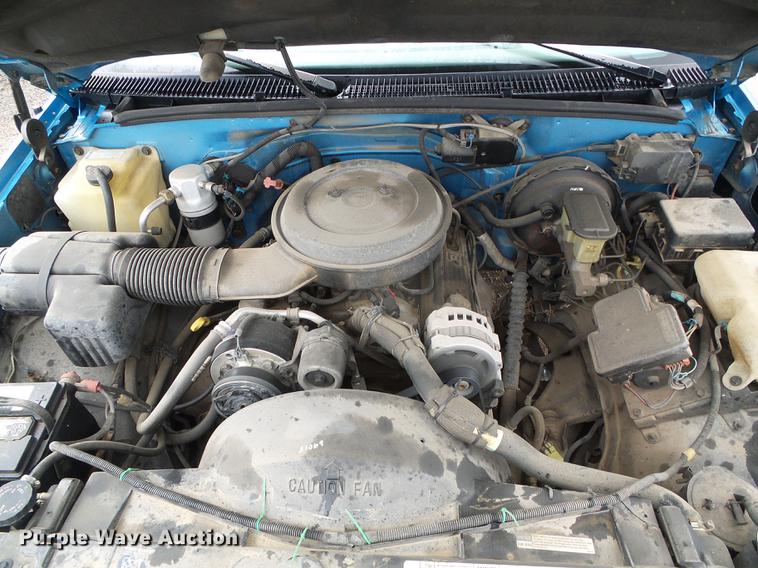 image for item DC5175 1995 GMC Sierra C2500 Ext. Cab pickup truck