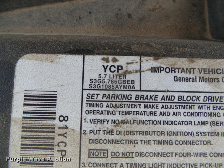 image for item DC5175 1995 GMC Sierra C2500 Ext. Cab pickup truck