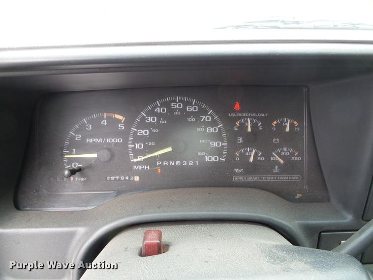 image for item DC5175 1995 GMC Sierra C2500 Ext. Cab pickup truck