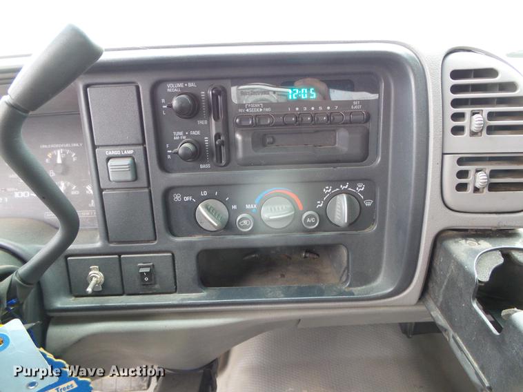 image for item DC5175 1995 GMC Sierra C2500 Ext. Cab pickup truck