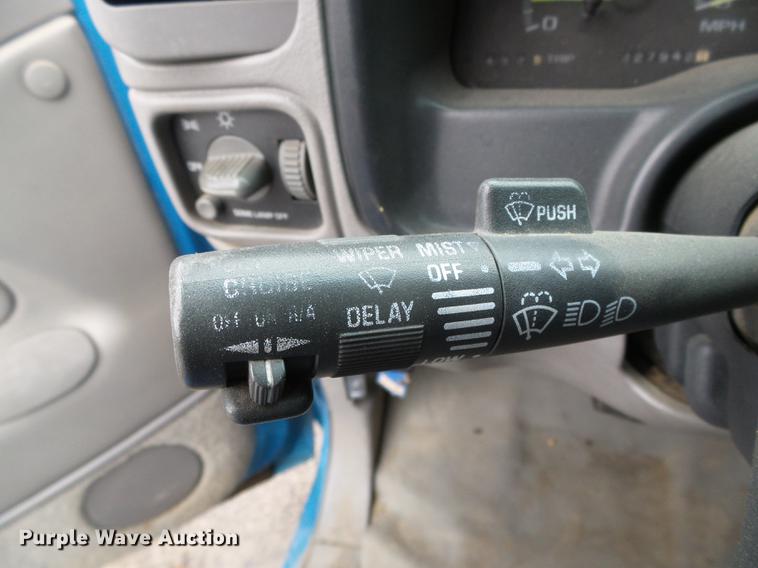 image for item DC5175 1995 GMC Sierra C2500 Ext. Cab pickup truck