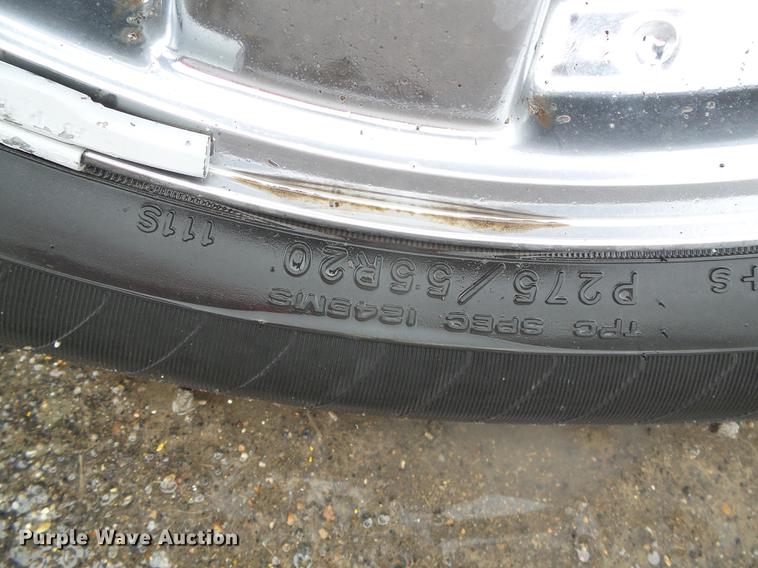 image for item DC5175 1995 GMC Sierra C2500 Ext. Cab pickup truck