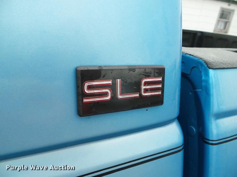 image for item DC5175 1995 GMC Sierra C2500 Ext. Cab pickup truck