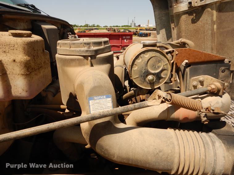 image for item DC8697 1993 GMC TopKick C6500 dump truck