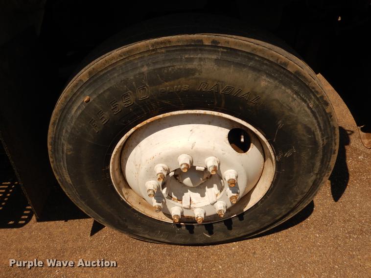 image for item DC8697 1993 GMC TopKick C6500 dump truck