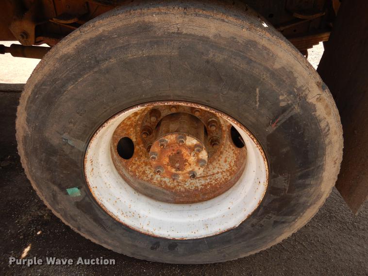 image for item DC8697 1993 GMC TopKick C6500 dump truck