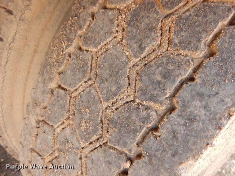 image for item DC8697 1993 GMC TopKick C6500 dump truck