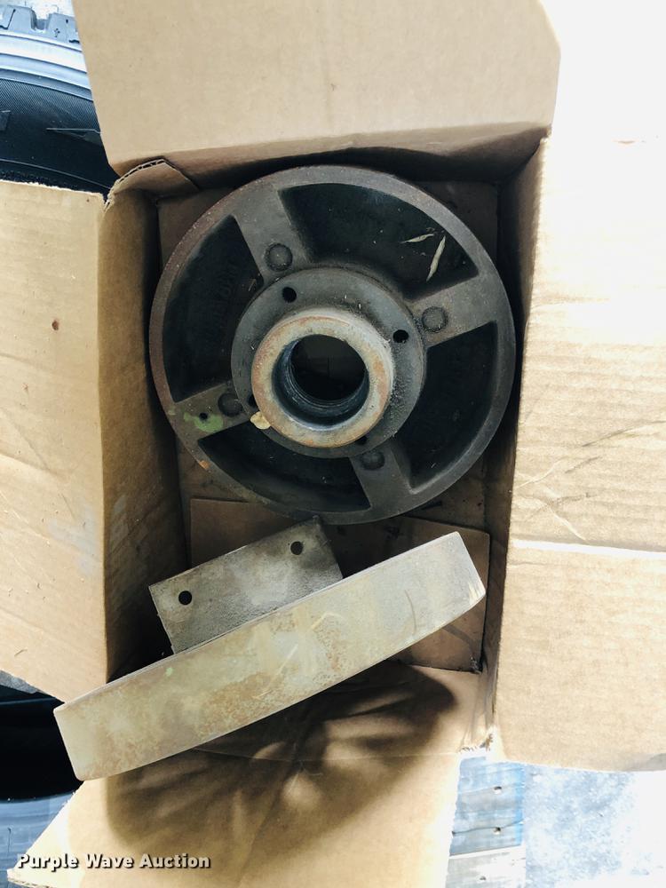 image for item DC8700 Canedy-Otto drill press