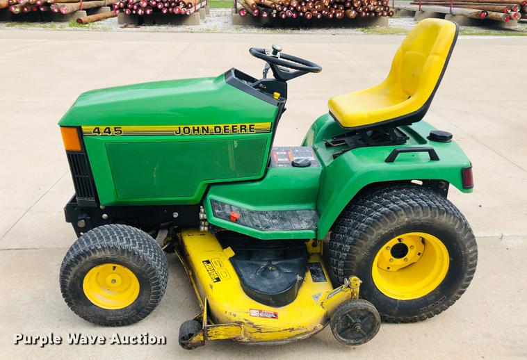 image for item DC8701 1996 John Deere 445 lawn mower