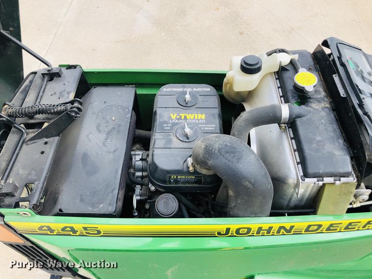 image for item DC8701 1996 John Deere 445 lawn mower