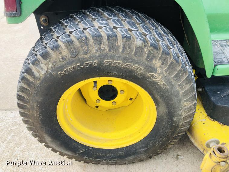 image for item DC8701 1996 John Deere 445 lawn mower