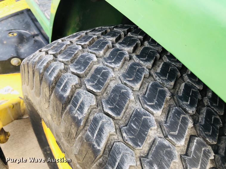 image for item DC8701 1996 John Deere 445 lawn mower