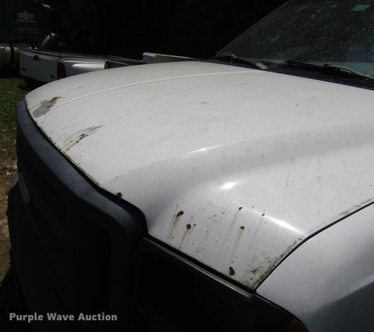 image for item DD3007 2006 Ford F350 Super Duty pickup truck