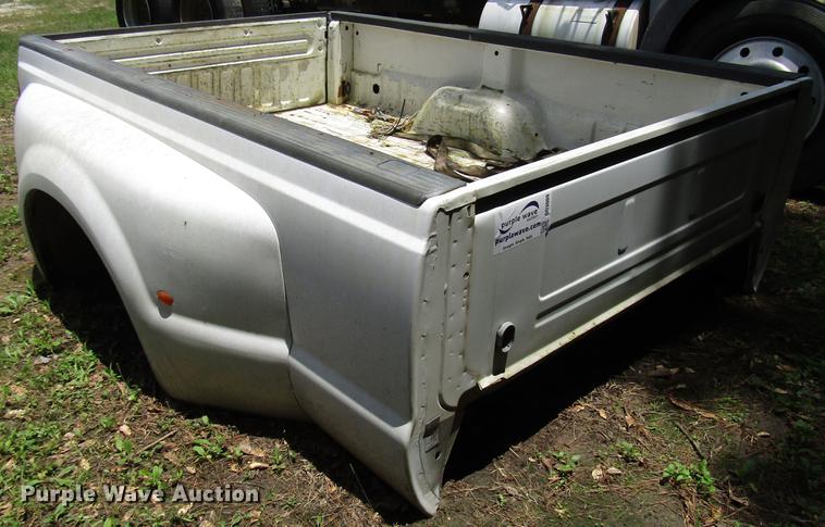 image for item DD3009 Ford F350 pickup truck bed