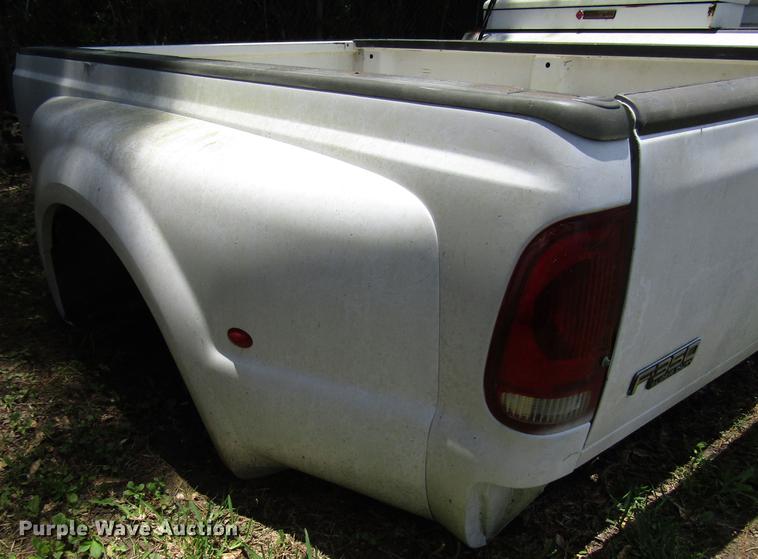 image for item DD3009 Ford F350 pickup truck bed