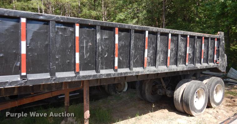 image for item DD3013 1978 Lufkin end dump trailer