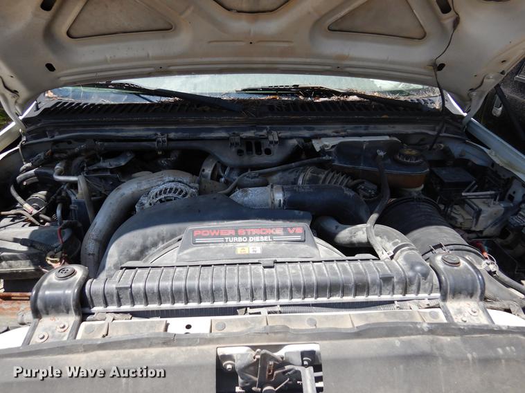 image for item DD3014 2006 Ford F350 Super Duty Crew Cab pickup truck