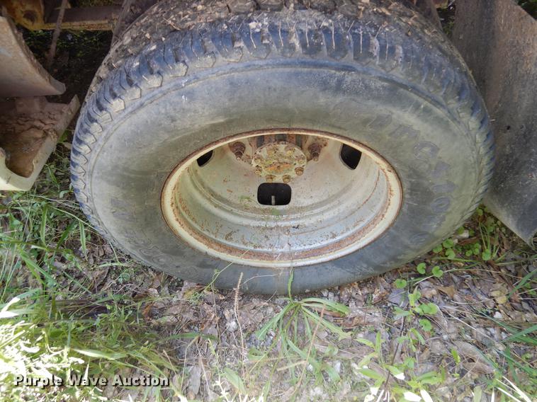 image for item DD3014 2006 Ford F350 Super Duty Crew Cab pickup truck