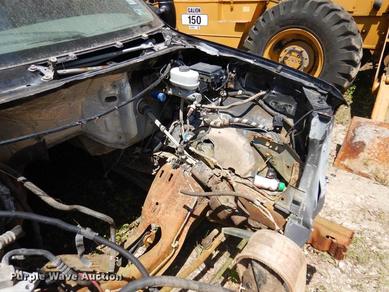 image for item DD3015 1999 Ford F350 Super Duty Crew Cab pickup truck