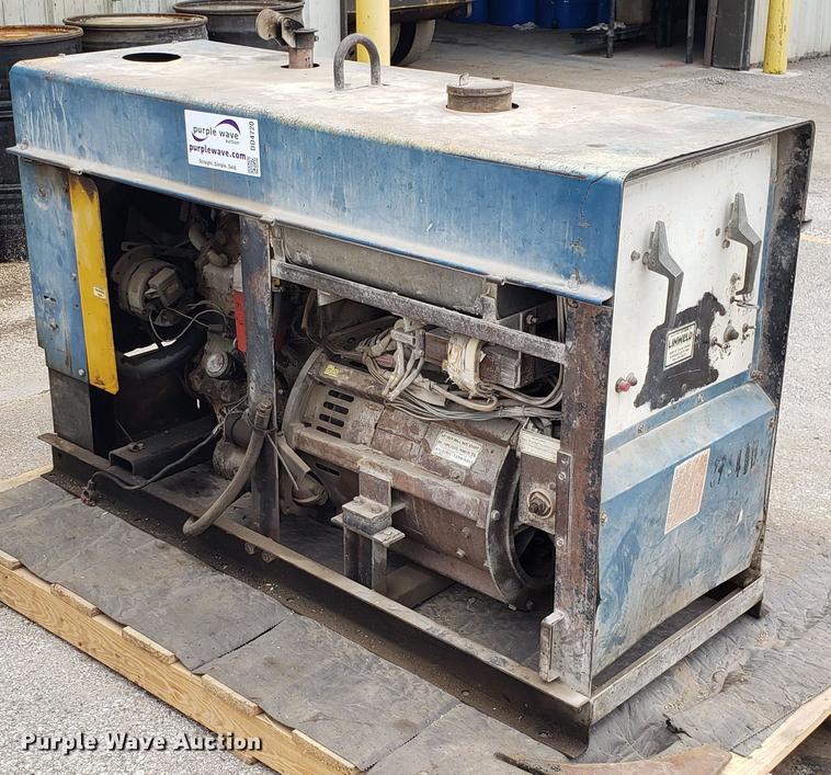 Miller Big 20 welder in Kansas City, MO Item DD4720 sold Purple Wave