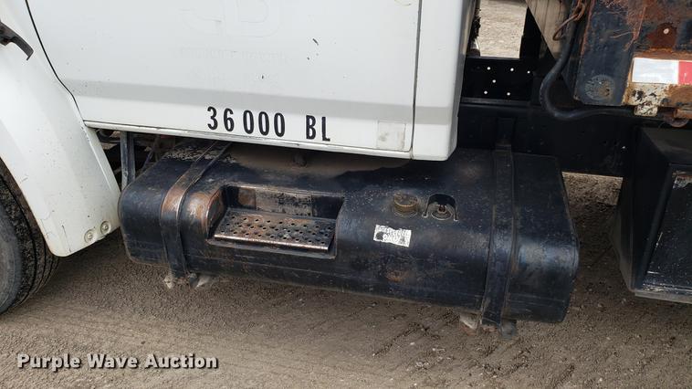 image for item DD4723 1993 Ford F700 dump truck