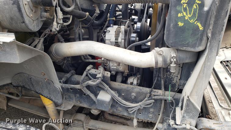 image for item DD4723 1993 Ford F700 dump truck