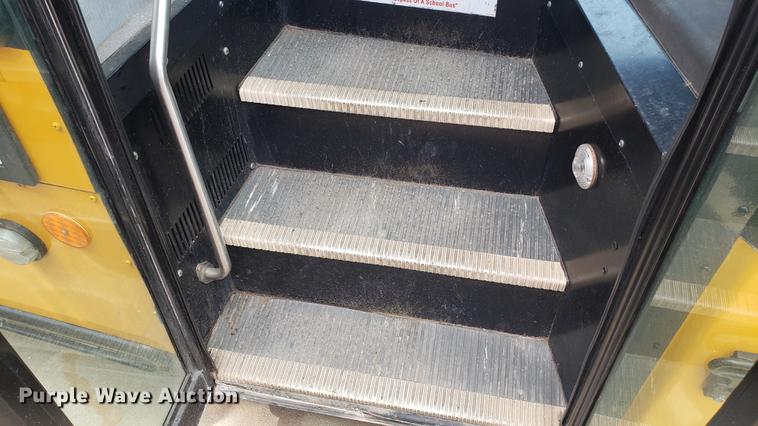 image for item DD4738 2011 Freightliner B2 Thomas school bus