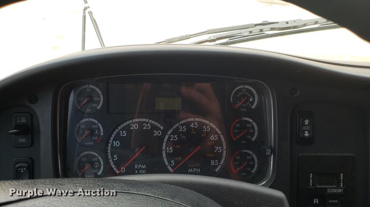 image for item DD4738 2011 Freightliner B2 Thomas school bus