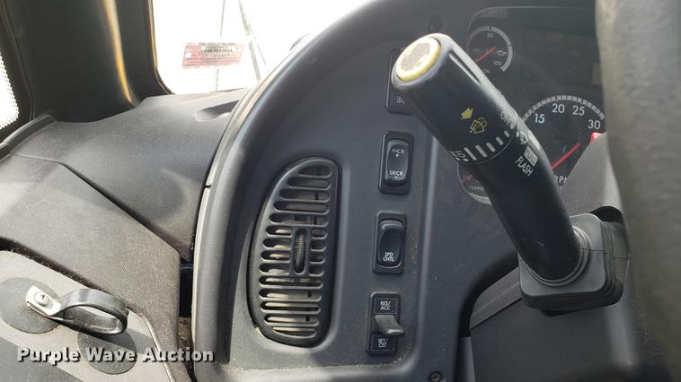 image for item DD4738 2011 Freightliner B2 Thomas school bus