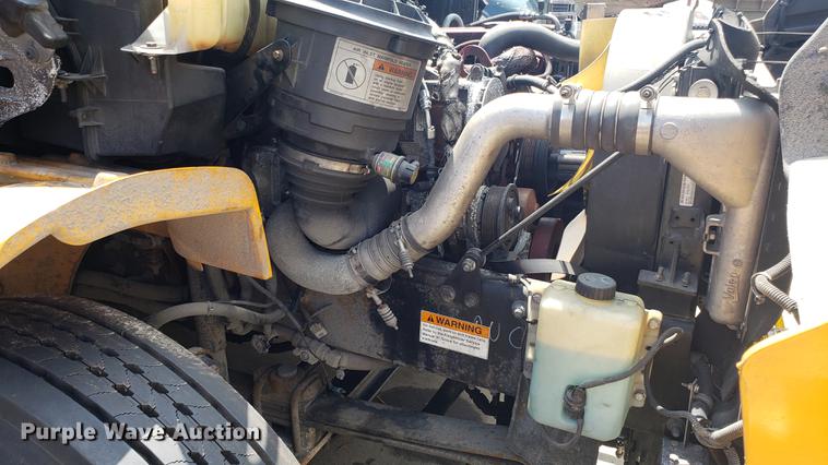 image for item DD4738 2011 Freightliner B2 Thomas school bus